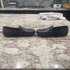 Mens leather gucci loafers dark blue size 5